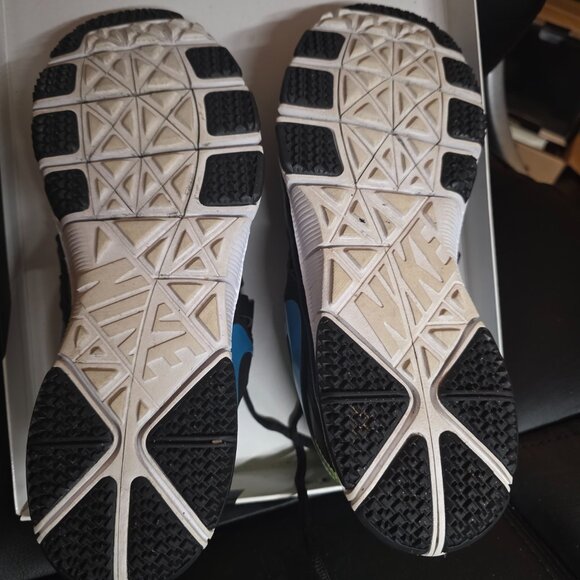 Nike Free - Picture 2 of 2